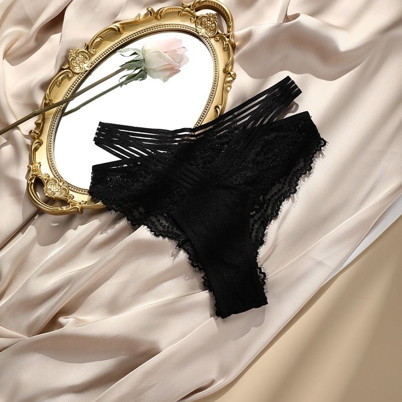 Lace Trim Mid-Rise Panty Black Sexy Briefs Women's Comfort Underwear For Daily Wear